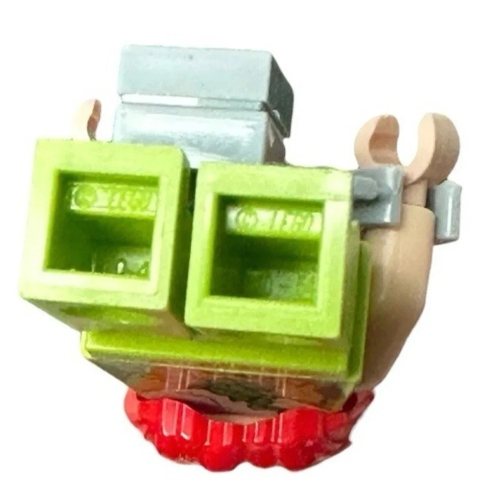 Lego Poison Ivy Hair Over Shoulder Super Heroes Handcuffs with Lock Minifigure